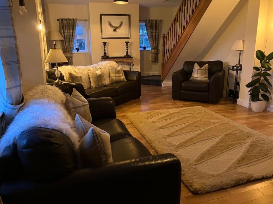 Woodbine Cottage-Part Of Alton Cottages エクステリア 写真